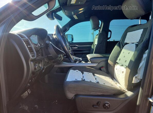 1C6SRFFT2LN159989 2020 RAM 1500 Gray Vista interior delantera
