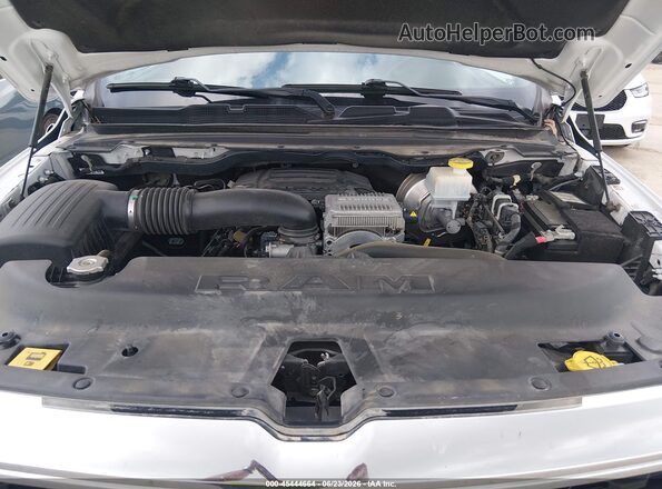 1C6SRFFT2RN123597 2024 RAM 1500 White უკანა ხედი