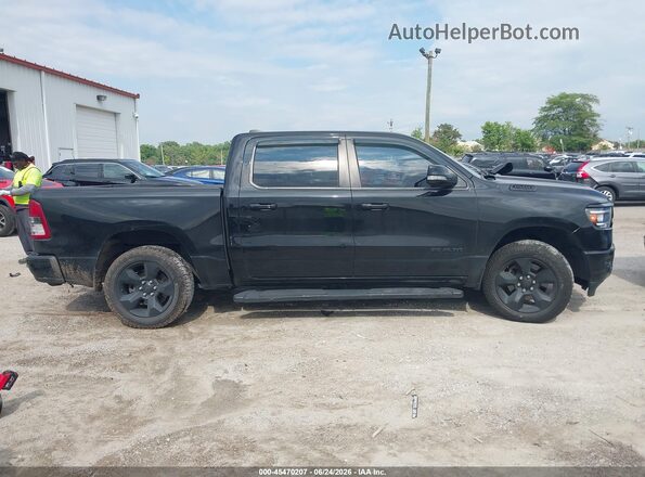 1C6SRFFT3KN691931 2019 RAM 1500 Black Вид задньої частини салону
