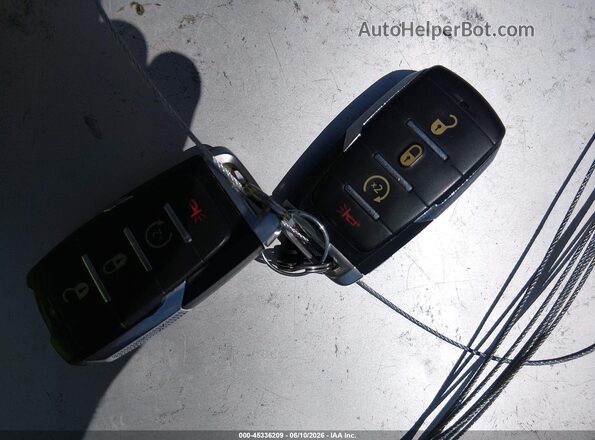 1C6SRFFT3KN847370 2019 RAM 1500 Синий Вид панели приборов