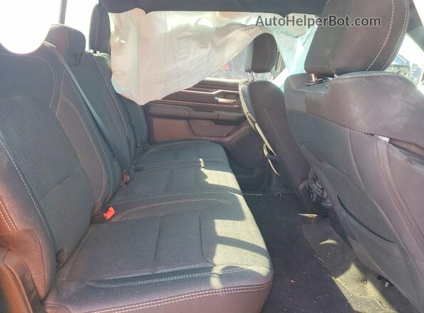 1C6SRFFT3LN184495 2020 RAM 1500 Black Vista de los asientos traseros