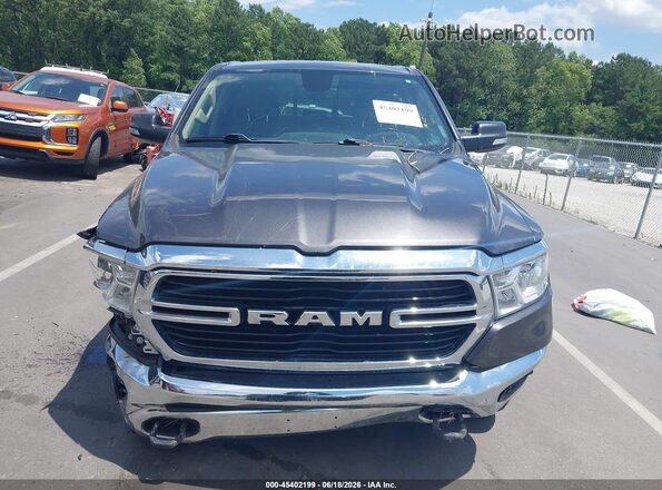 1C6SRFFT3LN264296 2020 RAM 1500 Gray Instrument cluster view