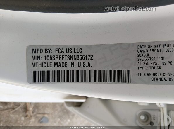 1C6SRFFT3NN356172 2022 RAM 1500 White Widok komory silnika