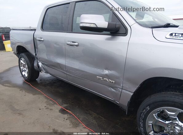 1C6SRFFT3NN458796 2022 RAM 1500 Silver Вид спереду