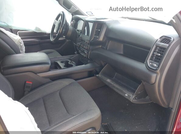 1C6SRFFT4KN649901 2019 RAM 1500 Red Front interior view