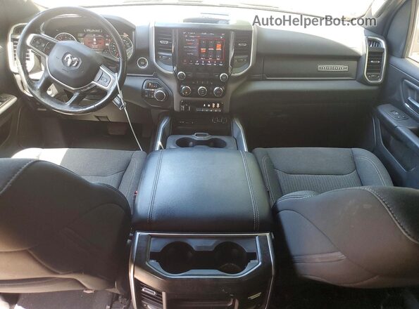 1C6SRFFT4KN691548 2019 RAM 1500 Black Vista del salpicadero