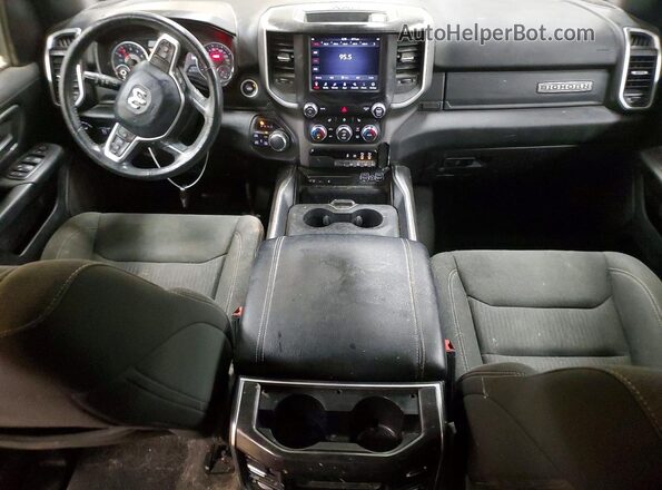 1C6SRFFT4KN892317 2019 RAM 1500 Black Vista del salpicadero
