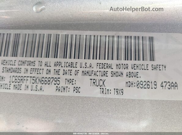 1C6SRFFT5KN668795 2019 RAM 1500 Silver 