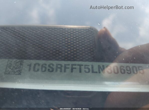 1C6SRFFT5LN306905 2020 RAM 1500 White ძრავის განყოფილების ხედი