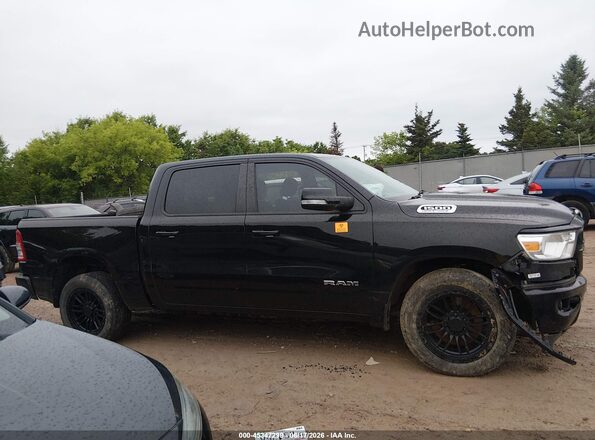 1C6SRFFT5NN396852 2022 RAM 1500 Black Rear interior view