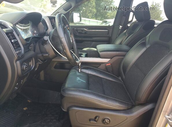 1C6SRFFT6MN597061 2021 RAM 1500 Silver Vista interior delantera