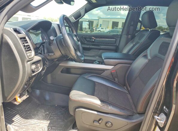 1C6SRFFT7NN244040 2022 RAM 1500 Black Front interior view
