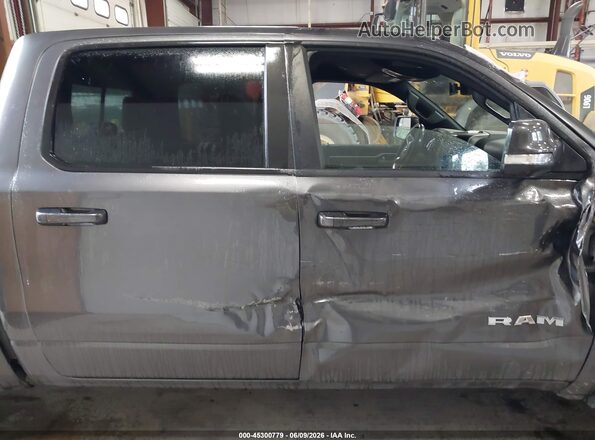 1C6SRFFT8MN804095 2021 RAM 1500 Gray Widok wnętrza z tyłu