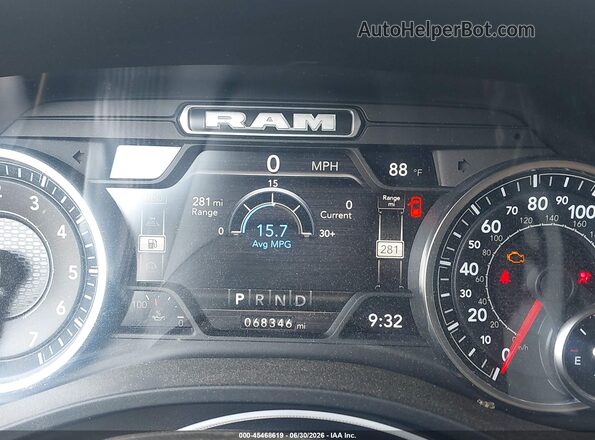 1C6SRFFT8NN387949 2022 RAM 1500 Black Vista de los asientos traseros