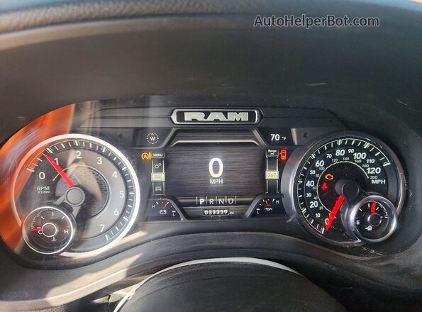 1C6SRFFT8NN406516 2022 RAM 1500 Серебряный Вид щитка приборов