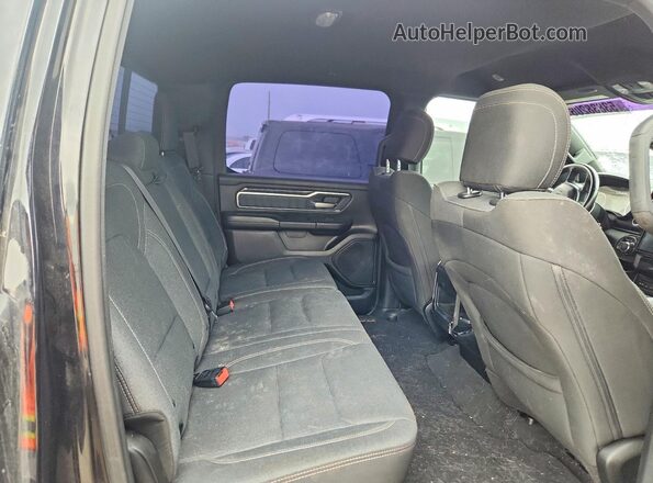 1C6SRFFTXKN512008 2019 RAM 1500 Charcoal Вид задніх сидінь