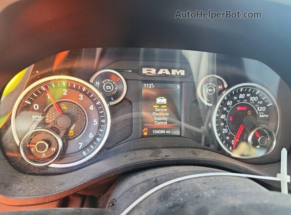 1C6SRFFTXKN732989 2019 RAM 1500 Red 