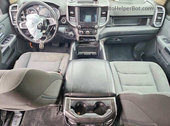 1C6SRFFTXLN135486 2020 RAM 1500 Black Вид панелі приладів