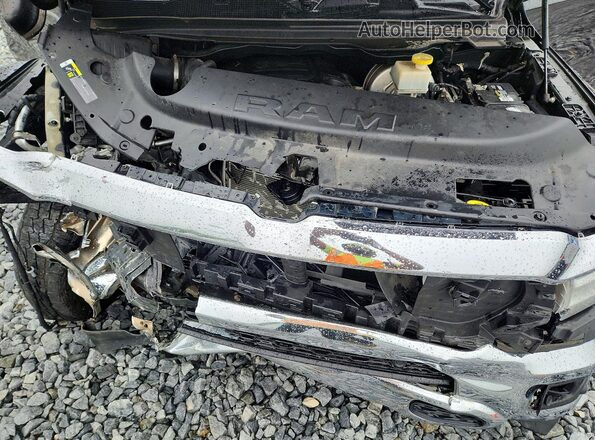 1C6SRFFTXLN135486 2020 RAM 1500 Black Вид задньої частини салону