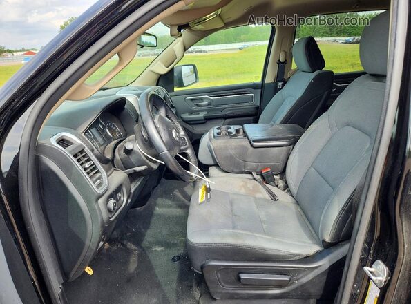 1C6SRFFTXLN366064 2020 RAM 1500 Black Vista interior delantera
