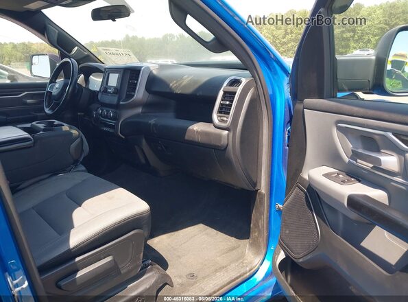 1C6SRFFTXMN520791 2021 RAM 1500 Blue Widok wnętrza z przodu