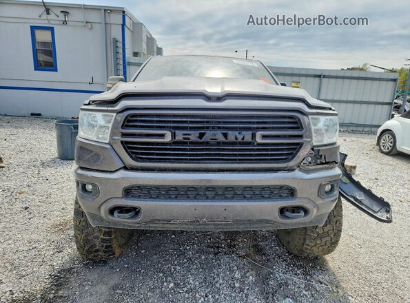 1C6SRFFTXMN771651 2021 RAM 1500 Gray Vista frontal