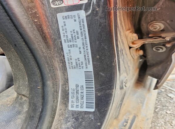 1C6SRFFTXMN771651 2021 RAM 1500 Gray Vista del compartimento del motor