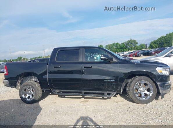 1C6SRFFTXNN267179 2022 RAM 1500 Black Widok wnętrza z tyłu