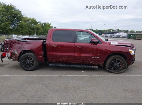1C6SRFFTXPN613685 2023 RAM 1500 Burgundy Vista interior trasera