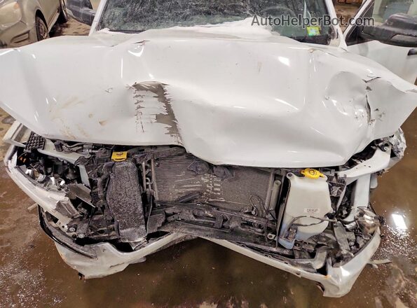 1C6SRFFTXRN161580 2024 RAM 1500 White Rear interior view