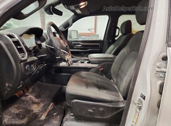 1C6SRFFTXRN161580 2024 RAM 1500 White Front interior view