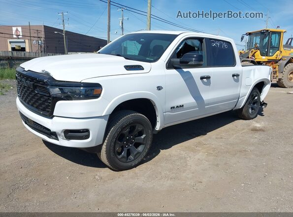 1C6SRFFTXTN302476 2026 RAM 1500 White Առջևի ձախ երեք քառորդ տեսարան
