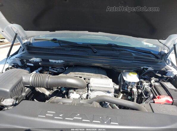 1C6SRFFTXTN302476 2026 RAM 1500 White Հետևի տեսք