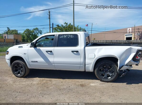 1C6SRFFTXTN302476 2026 RAM 1500 White Սալոնի 360 աստիճան տեսք