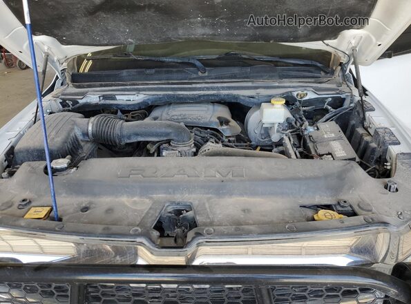 1C6SRFGT7LN236936 2020 RAM 1500 White Widok wnętrza z tyłu