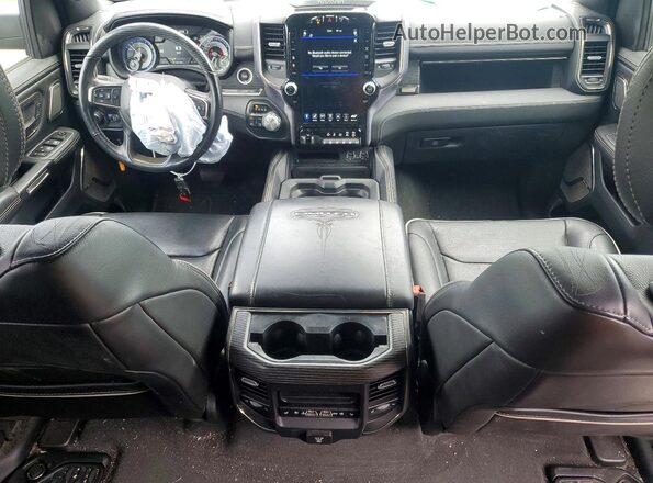 1C6SRFHT1LN410305 2020 RAM 1500 Black Widok deski rozdzielczej