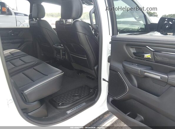 1C6SRFHT3RN172112 2024 RAM 1500 White Vista de la etiqueta del VIN