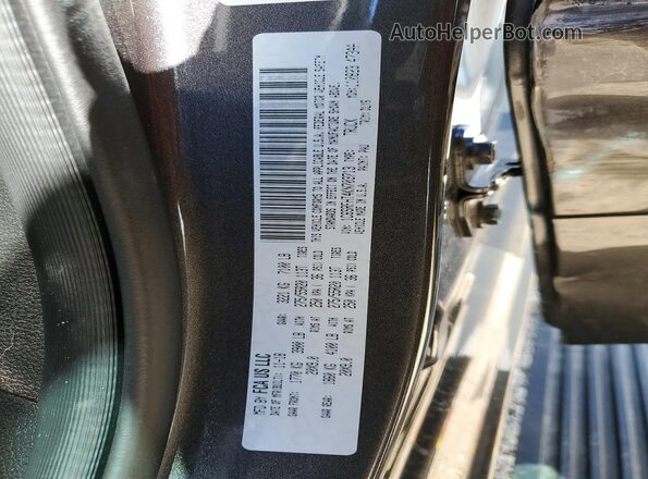 1C6SRFHT4KN703713 2019 RAM 1500 Gray Widok komory silnika
