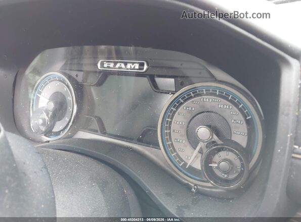 1C6SRFHT5MN588235 2021 RAM 1500 White 360 interior view