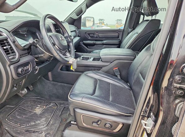 1C6SRFHT5PN527410 2023 RAM 1500 Black Front interior view