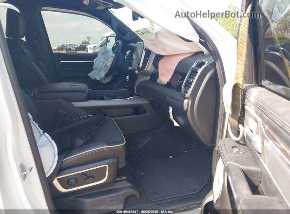 1C6SRFJP0SN615299 2025 RAM 1500 White წინა სალონის ხედი