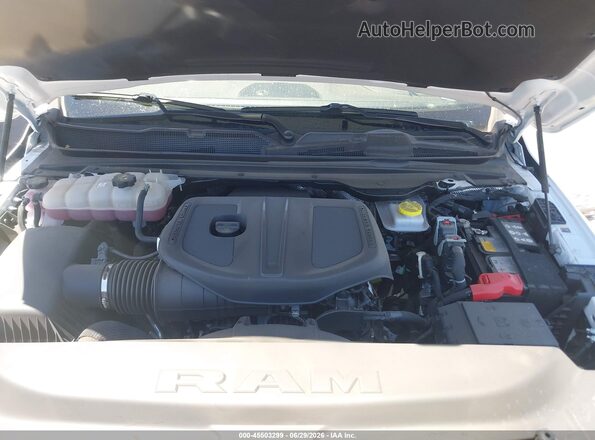 1C6SRFJP5TN249079 2026 RAM 1500 White Vista trasera