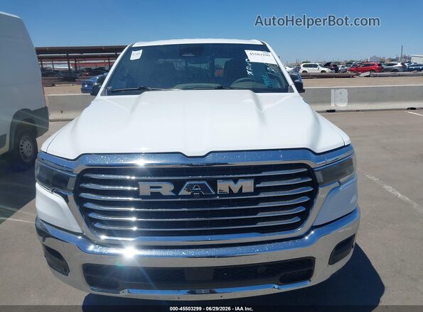 1C6SRFJP5TN249079 2026 RAM 1500 White Vista del salpicadero
