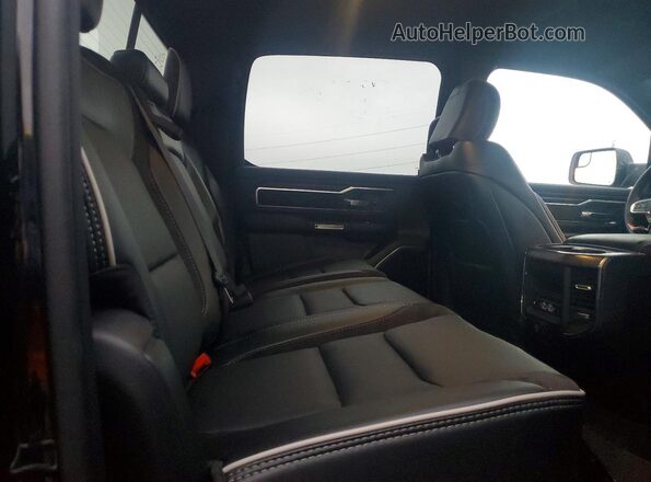 1C6SRFJP9SN532129 2025 RAM 1500 Black Հետևի նստատեղերի տեսք