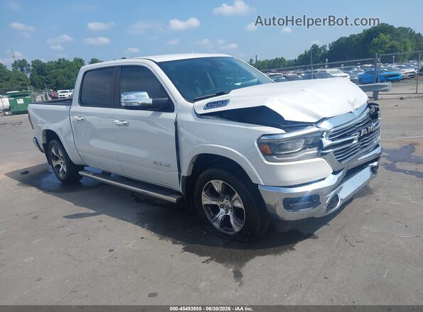1C6SRFJT2KN689434 2019 RAM 1500 White Vista interior trasera