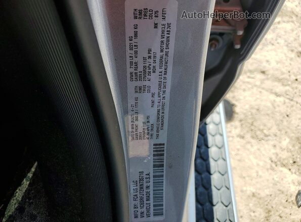 1C6SRFJT2MN735718 2021 RAM 1500 Silver Widok komory silnika