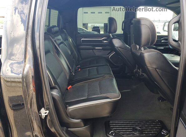 1C6SRFJT4RN124595 2024 RAM 1500 Black Widok tylnych siedzeń