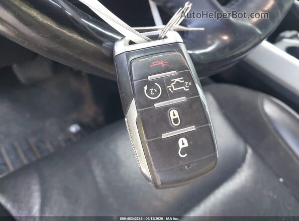 1C6SRFJT6LN207257 2020 RAM 1500 Белый Вид панели приборов