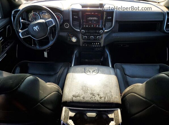 1C6SRFJT8MN525639 2021 RAM 1500 Blue Vista del salpicadero