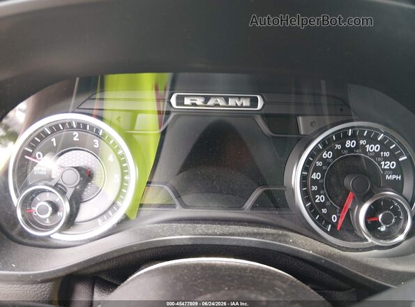 1C6SRFJT8MN736629 2021 RAM 1500 Бордовый Вид задних сидений